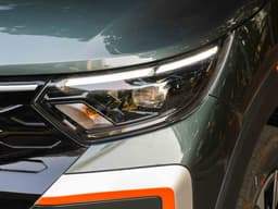 Nissan Gravite Headlight