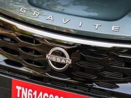 Nissan Gravite Front View