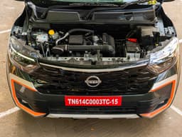 Nissan Gravite Headlight