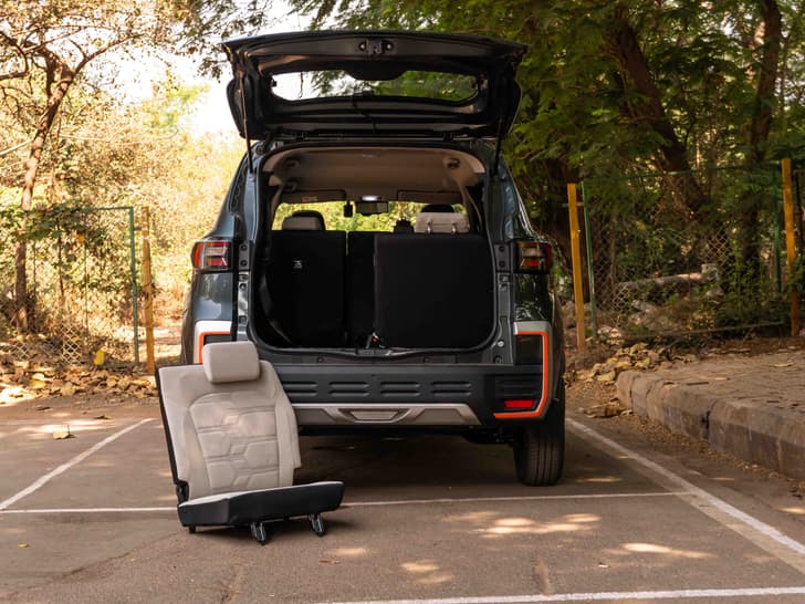 Nissan Gravite Rear View