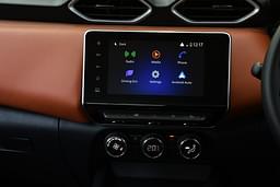 Nissan Magnite Dashboard