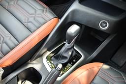 Nissan Magnite Front Row Seats