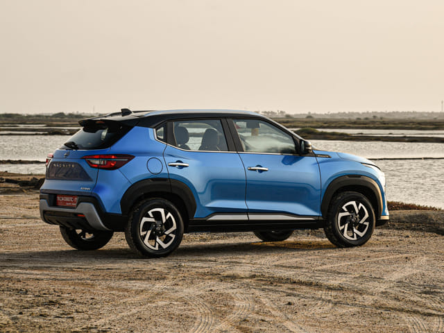 Front Right Three Quarter