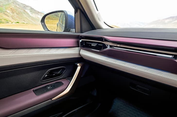Nissan Tekton Dashboard