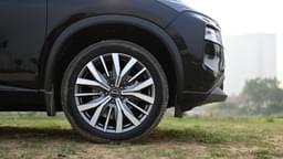 Nissan X Trail Front Right Three Quarter