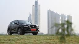 Nissan X Trail Front Right Three Quarter