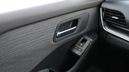 Nissan X Trail Door Controls
