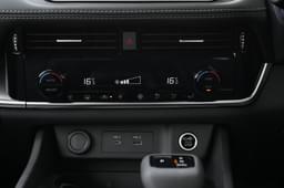 Nissan X Trail Dashboard