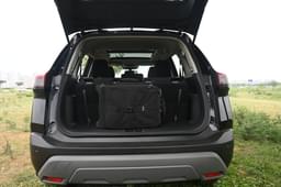 Nissan X Trail Rear View