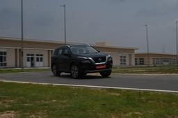 Nissan X Trail Front Right Three Quarter