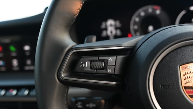 Steering Mounted Controls Image - 29142