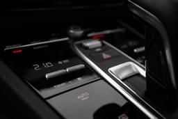 Porsche Cayenne Coupe Infotainment System
