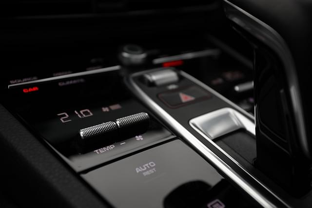 Infotainment System Image - 14234