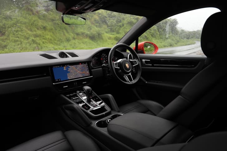 Porsche Cayenne Coupe Dashboard