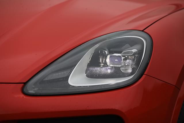 Headlight Image - 14551