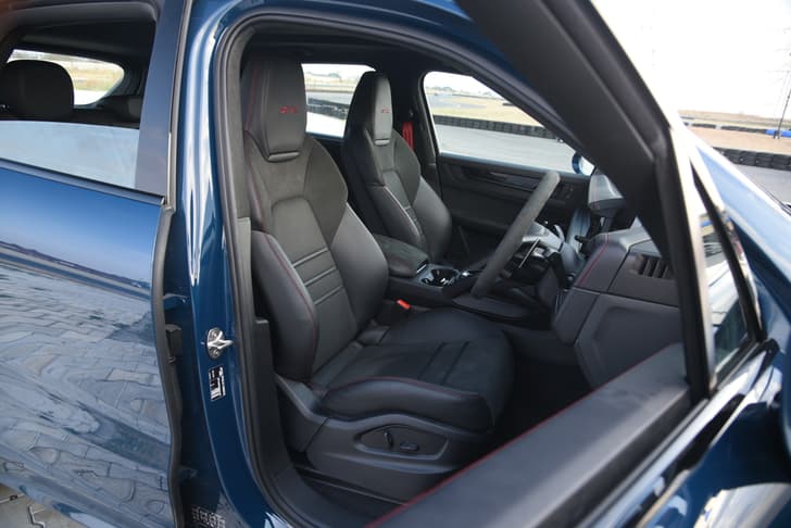 Porsche Cayenne Front Row Seats