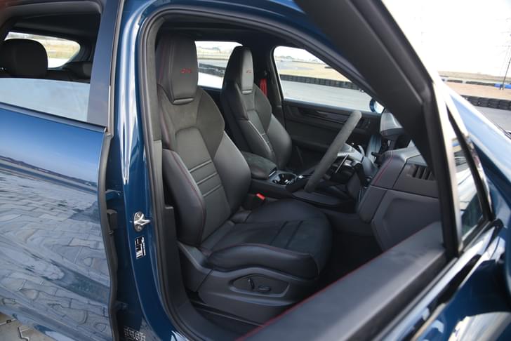 Porsche Cayenne Front Row Seats