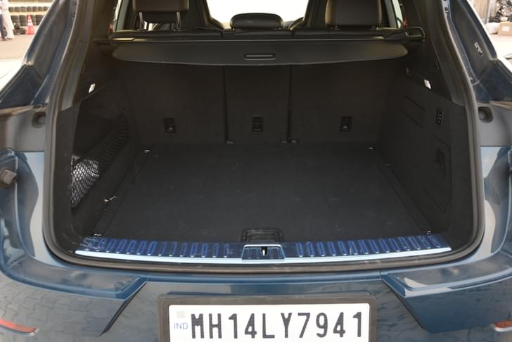 Porsche Cayenne Boot Open