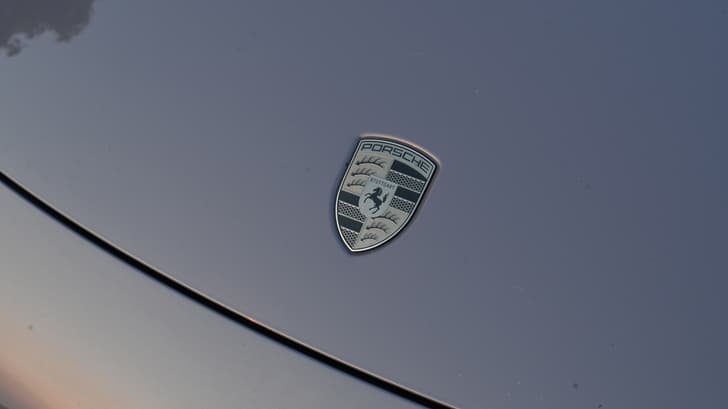 Porsche Macan Ev Front Logo