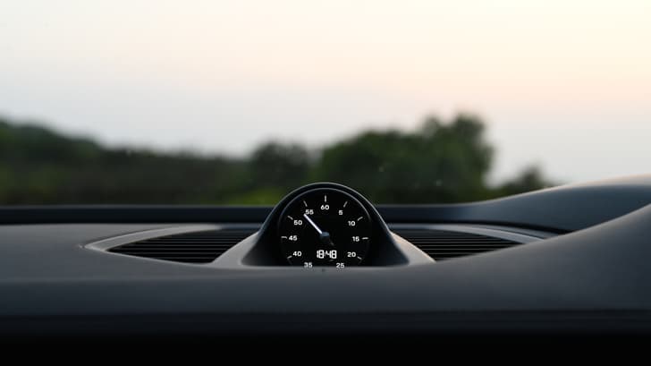 Porsche Macan Ev Instrument Cluster