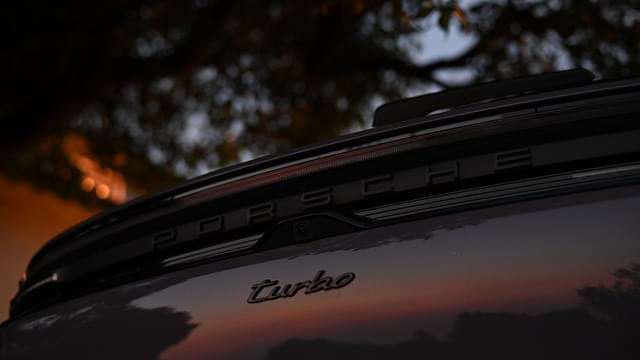 Rear View Image - 5449