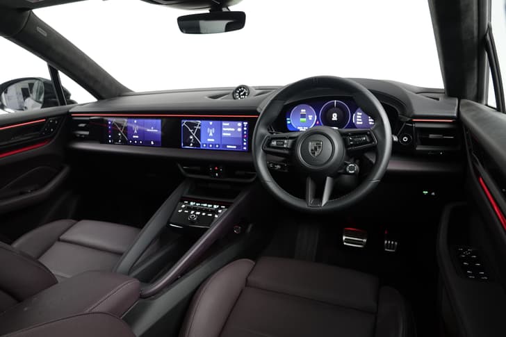 Porsche Macan Ev Dashboard