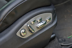 Porsche Macan Front Row Seats