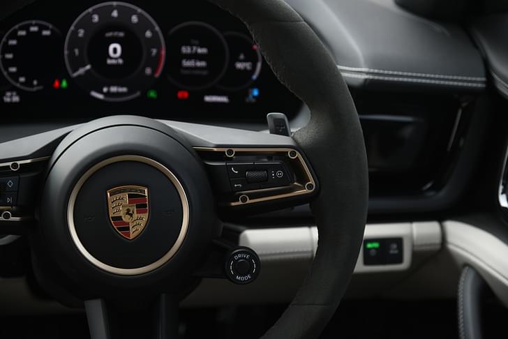 Porsche Panamera Instrument Cluster