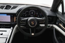 Porsche Panamera Dashboard