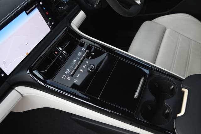 Infotainment System Image - 15397