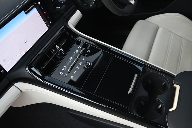 Porsche Panamera Infotainment System