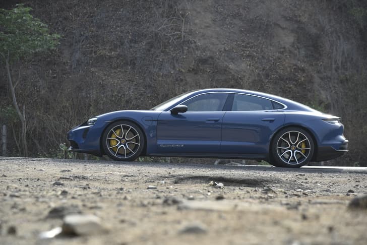 Porsche Taycan Color Blue