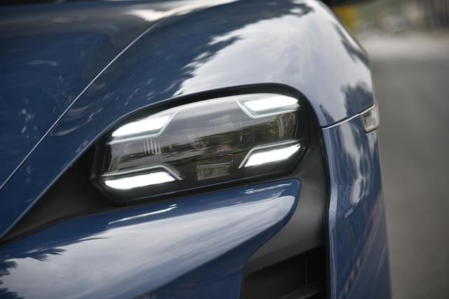 Headlight Image - 15432