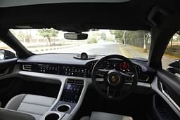 Porsche Taycan Dashboard