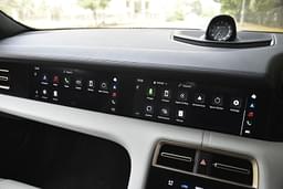 Porsche Taycan Dashboard