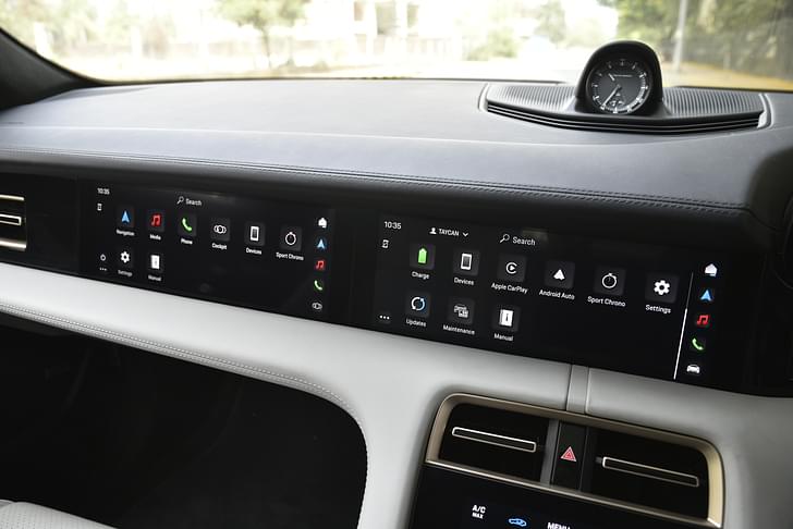 Porsche Taycan Dashboard