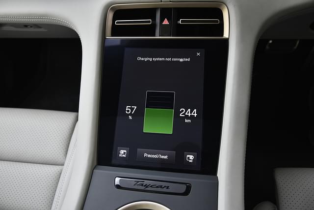Infotainment System Image - 15461