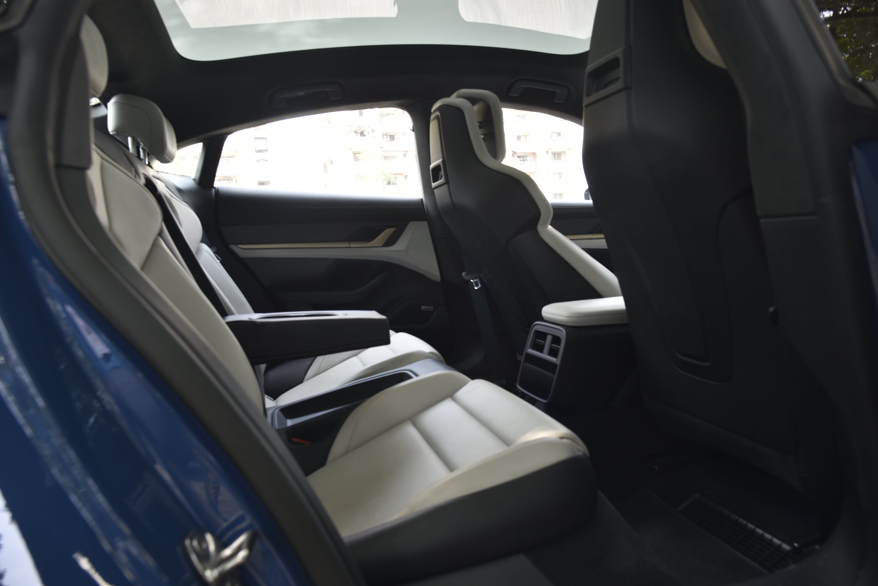 Porsche Taycan Second Row Seats Image – Taycan Photos in India ...