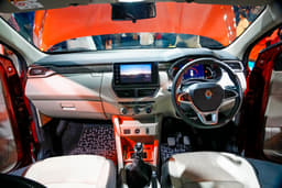 Renault Triber Dashboard
