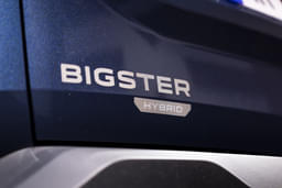Renault Bigster Color Blue