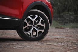 Renault Captur Wheel
