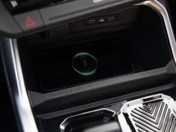 Renault Duster Wireless Phone Charging