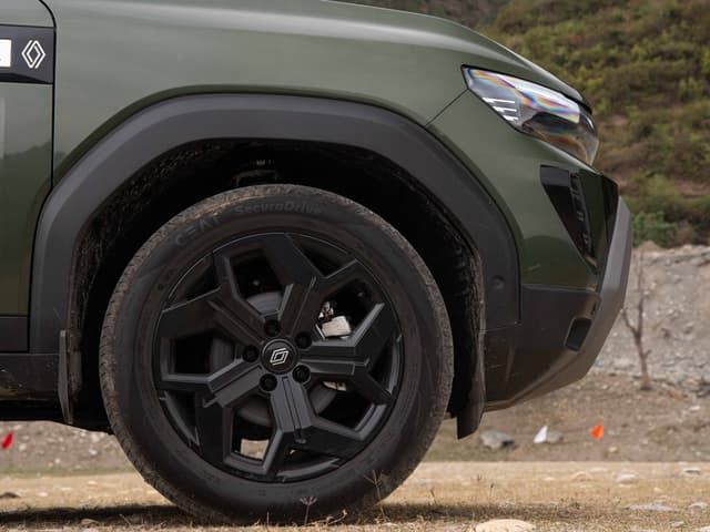 Front Left Three Quarter