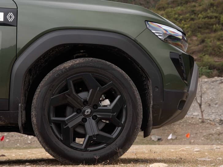 Front Left Three Quarter