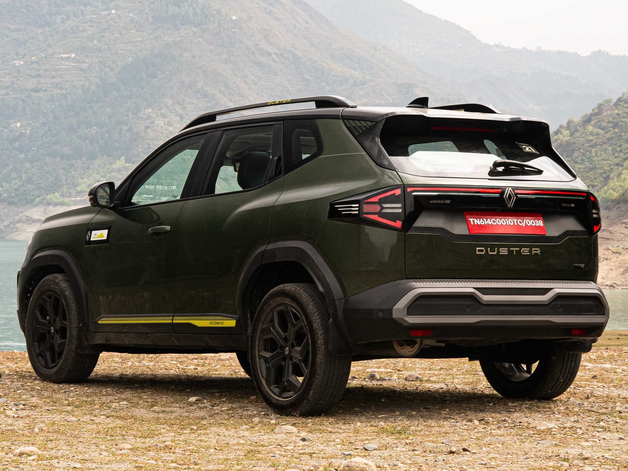 2026 Renault Duster rear styling