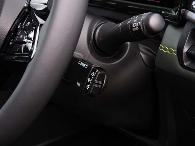 Steering Wheel Image - 33834