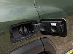 Renault Duster Color Green