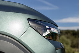 Renault Duster Headlight