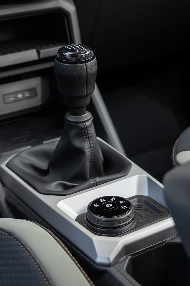 Renault Duster Console Storage