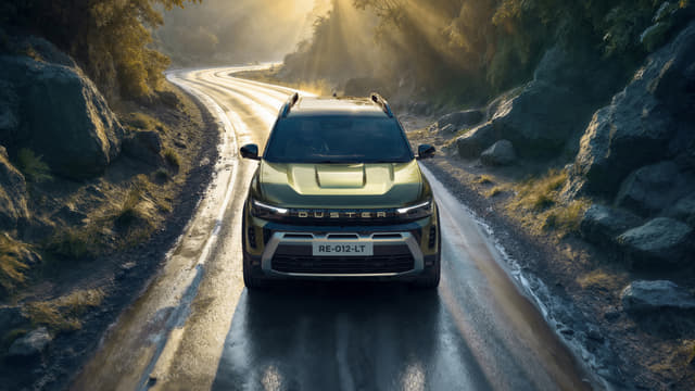 Renault Duster Colours – Check Renault Duster Colour Options | Autocar ...